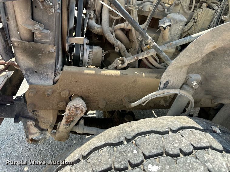 image for item DS4246 2005 Mack CV713 ready mix truck