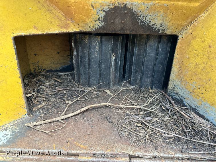 image for item DS4247 Vermeer  BC1230 wood chipper