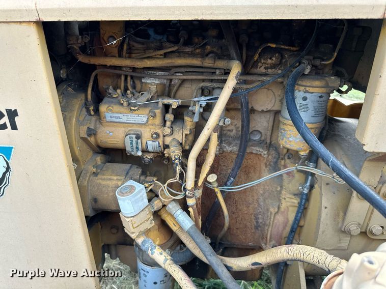 image for item DS4247 Vermeer  BC1230 wood chipper