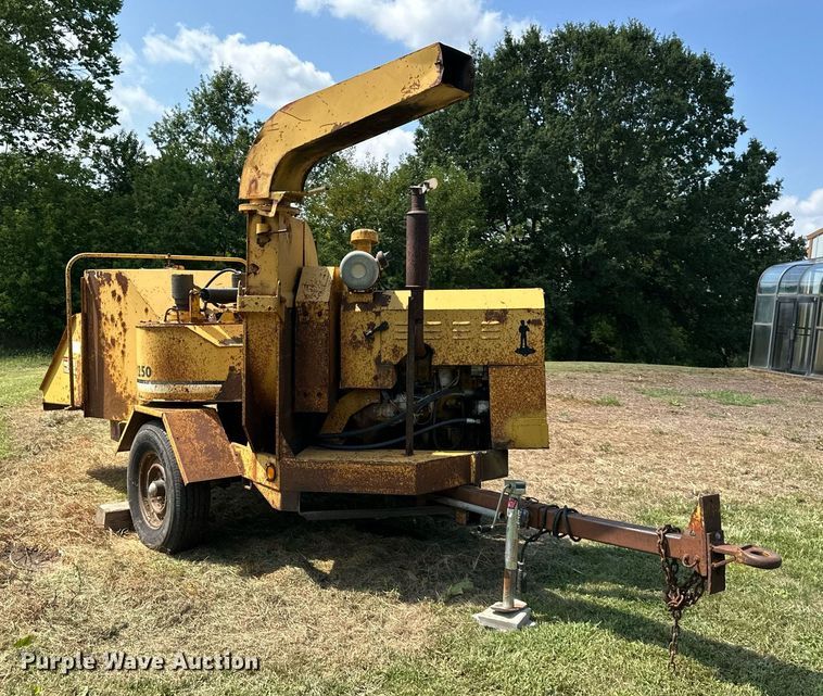 image for item DS4248 Vermeer 1250 wood chipper