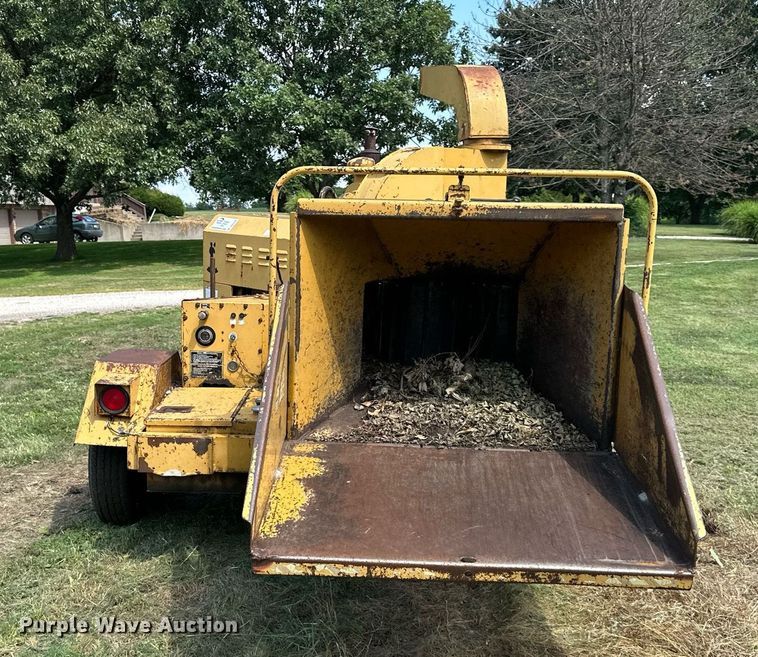 image for item DS4248 Vermeer 1250 wood chipper