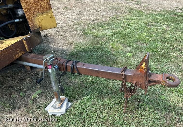 image for item DS4248 Vermeer 1250 wood chipper