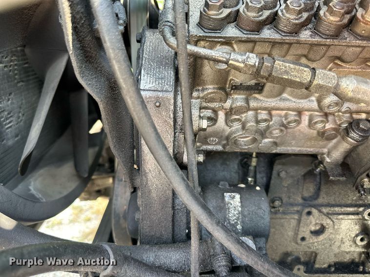 image for item DS4249 1998 Ford F800 bucket truck