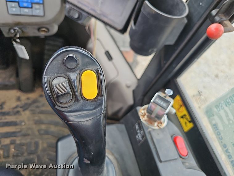 image for item DS4682 2014 Komatsu WA270-7 wheel loader