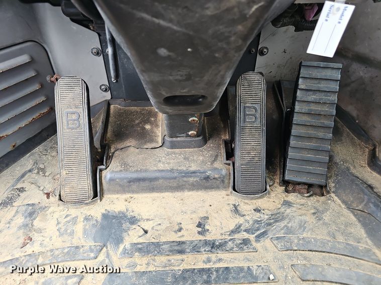 image for item DS4682 2014 Komatsu WA270-7 wheel loader