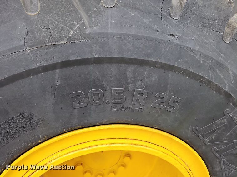 image for item DS4682 2014 Komatsu WA270-7 wheel loader
