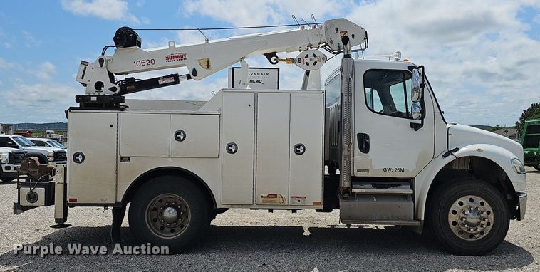 image for item DS4702 2012 Freightliner Business Class M2 crane truck