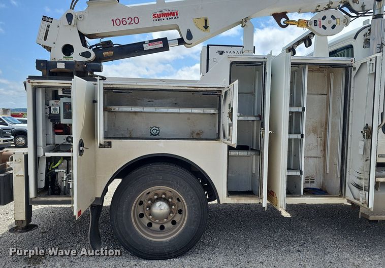 image for item DS4702 2012 Freightliner Business Class M2 crane truck