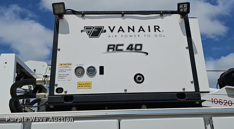 image for item DS4702 2012 Freightliner Business Class M2 crane truck