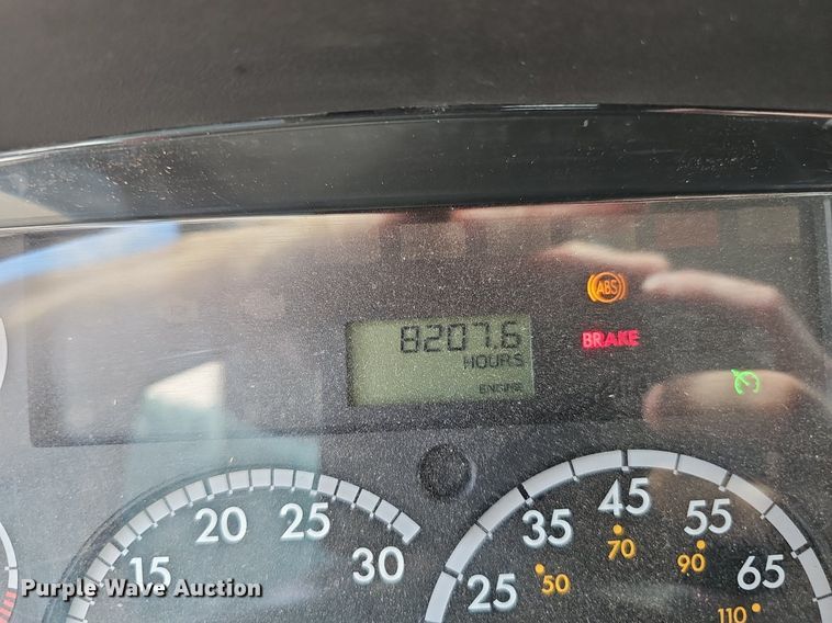 image for item DS4702 2012 Freightliner Business Class M2 crane truck