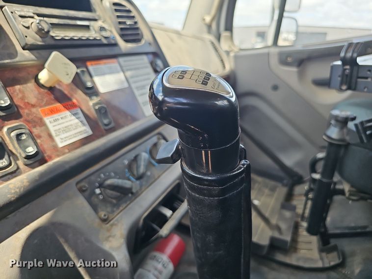 image for item DS4702 2012 Freightliner Business Class M2 crane truck