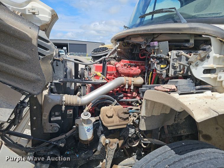 image for item DS4702 2012 Freightliner Business Class M2 crane truck