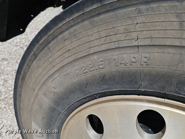 image for item DS4702 2012 Freightliner Business Class M2 crane truck