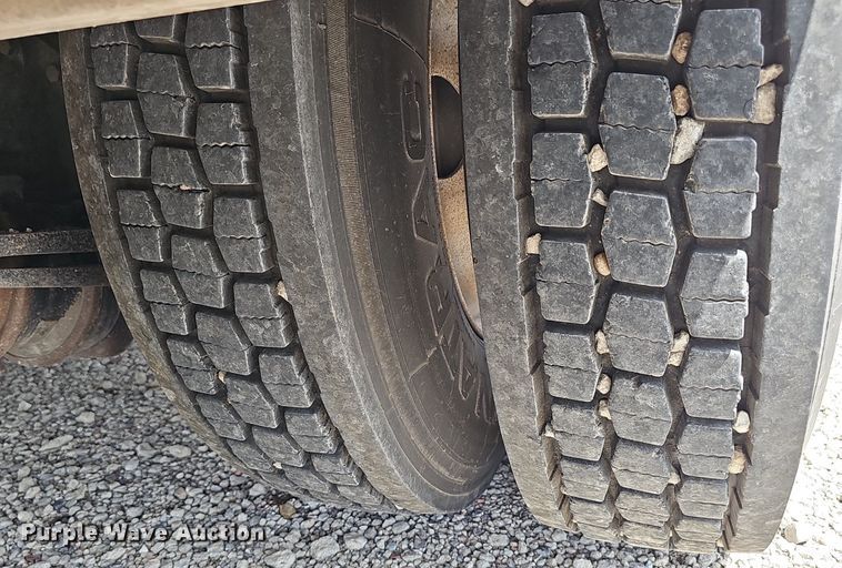 image for item DS4702 2012 Freightliner Business Class M2 crane truck