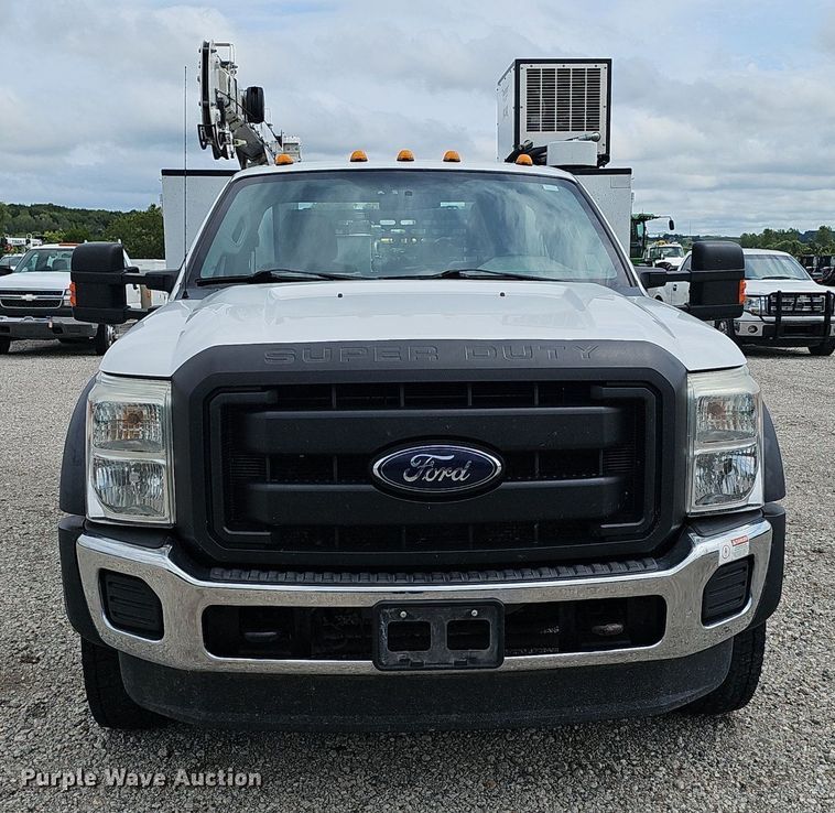 image for item DS4705 2014 Ford F550 Super Duty utility / service truck