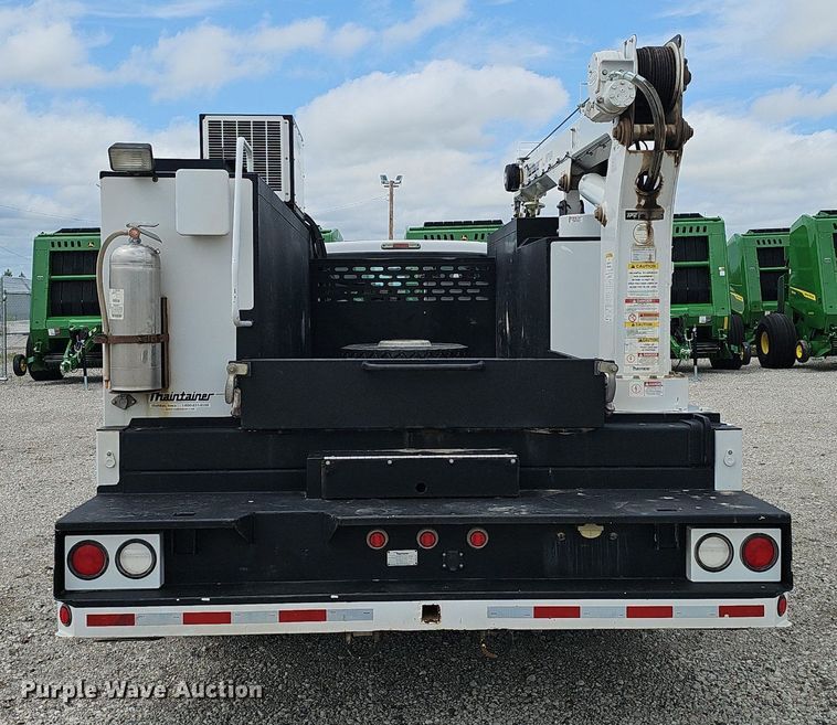 image for item DS4705 2014 Ford F550 Super Duty utility / service truck