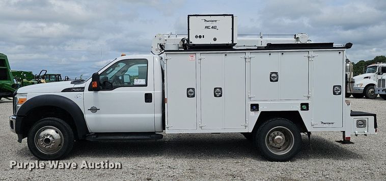 image for item DS4705 2014 Ford F550 Super Duty utility / service truck
