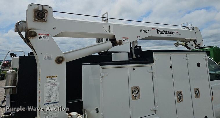 image for item DS4705 2014 Ford F550 Super Duty utility / service truck