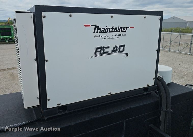 image for item DS4705 2014 Ford F550 Super Duty utility / service truck