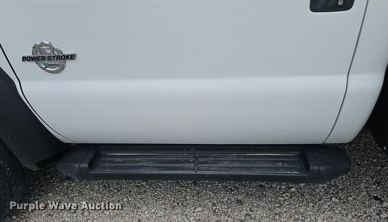 image for item DS4705 2014 Ford F550 Super Duty utility / service truck