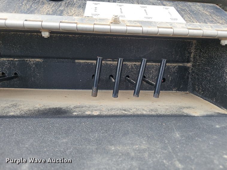 image for item DS4705 2014 Ford F550 Super Duty utility / service truck