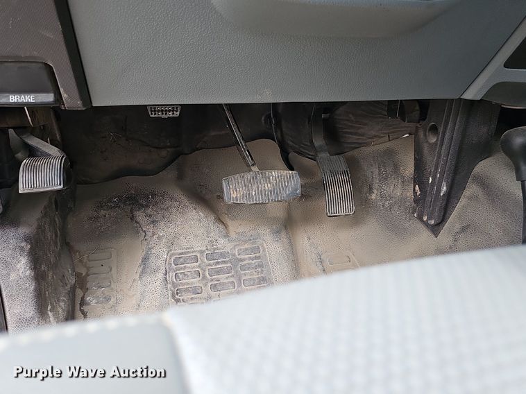 image for item DS4705 2014 Ford F550 Super Duty utility / service truck