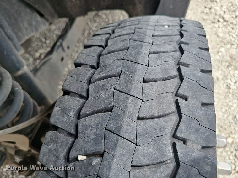 image for item DS4705 2014 Ford F550 Super Duty utility / service truck