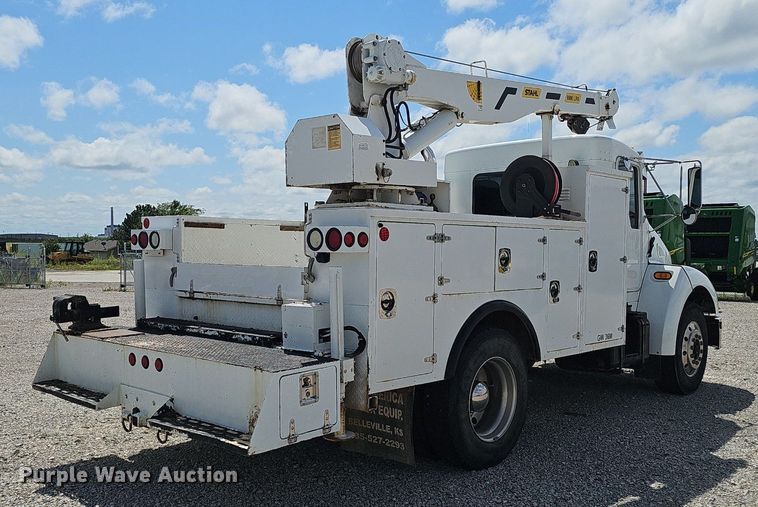 image for item DS4708 2000 Kenworth T300 utility / service truck