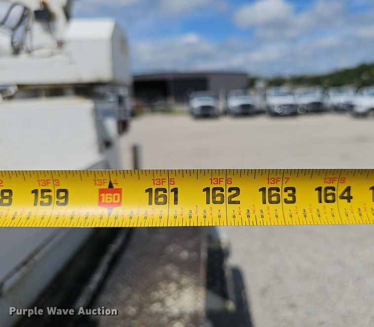 image for item DS4708 2000 Kenworth T300 utility / service truck