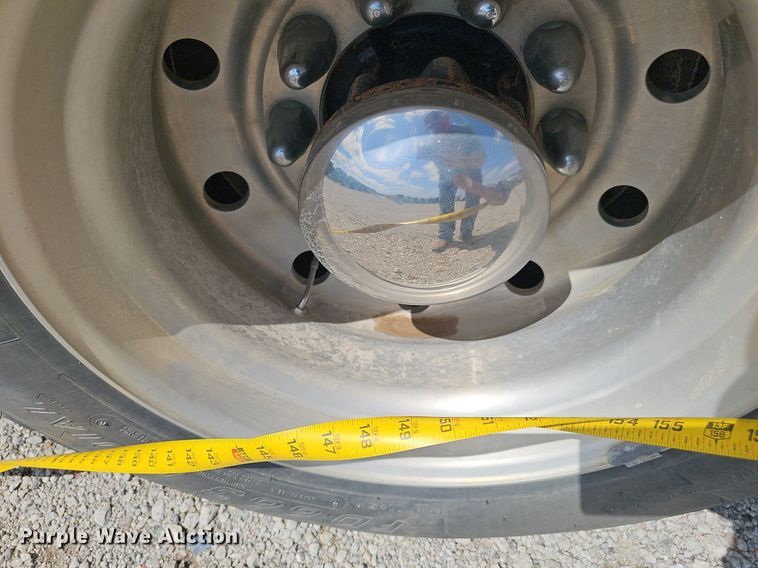 image for item DS4708 2000 Kenworth T300 utility / service truck