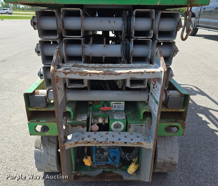 image for item DS4768 2015 Genie GS-1930 scissor lift