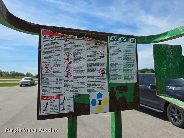 image for item DS4768 2015 Genie GS-1930 scissor lift