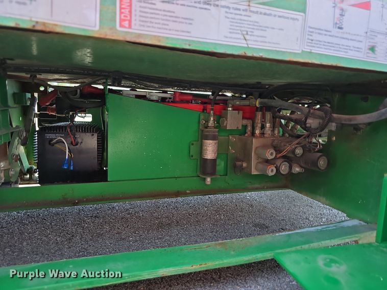 image for item DS4768 2015 Genie GS-1930 scissor lift