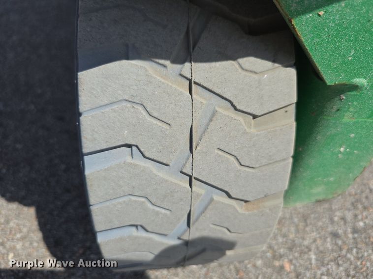 image for item DS4768 2015 Genie GS-1930 scissor lift