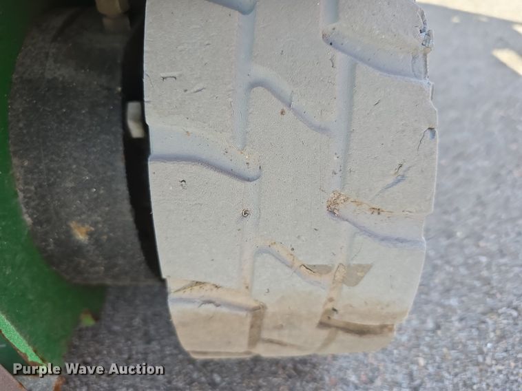 image for item DS4768 2015 Genie GS-1930 scissor lift