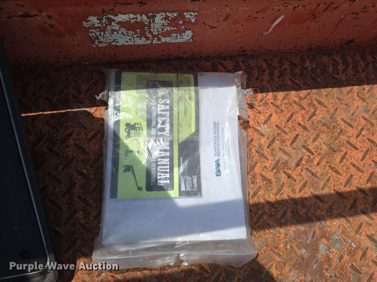 image for item DS4769 2011 SkyJack SJIII-4632 scissor lift