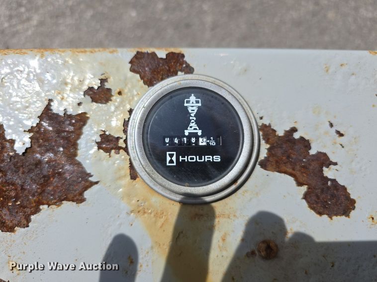 image for item DS4769 2011 SkyJack SJIII-4632 scissor lift