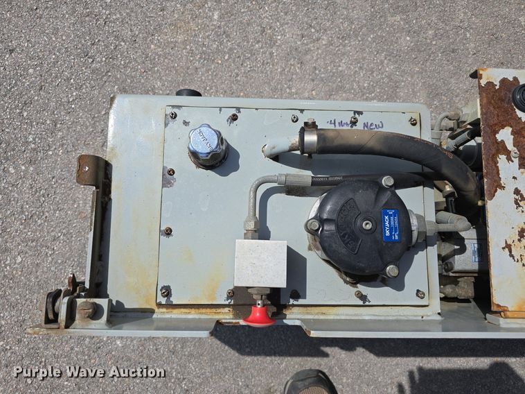 image for item DS4769 2011 SkyJack SJIII-4632 scissor lift