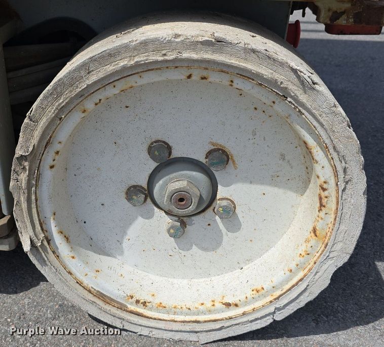 image for item DS4769 2011 SkyJack SJIII-4632 scissor lift