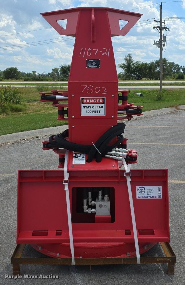 image for item DS4775 2024 Raytree RMFB41 skid steer feller buncher