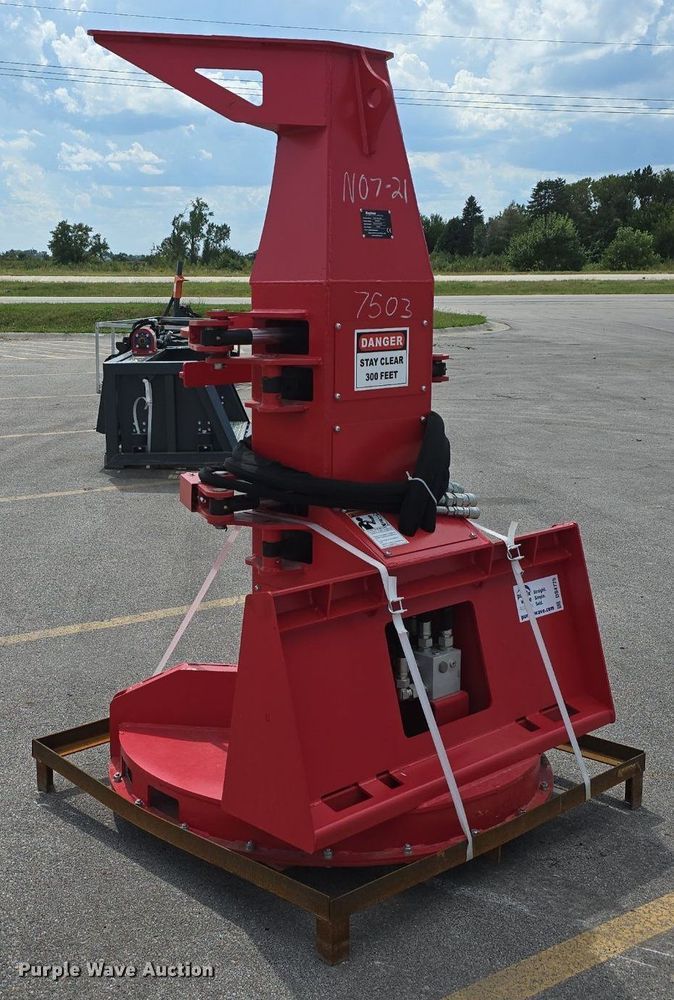 image for item DS4775 2024 Raytree RMFB41 skid steer feller buncher