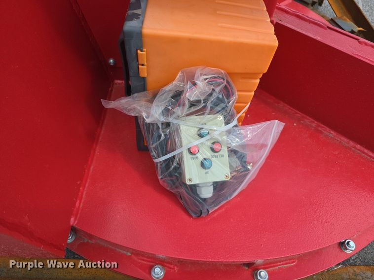 image for item DS4775 2024 Raytree RMFB41 skid steer feller buncher