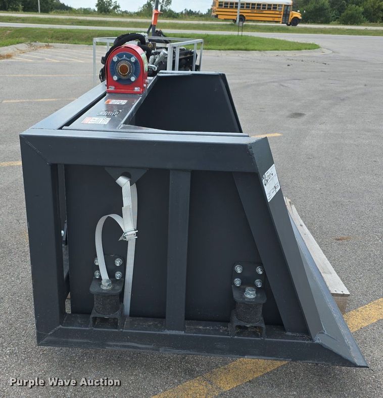 image for item DS4776 2024 Raytree RMVB72 skid steer vibrating bucket