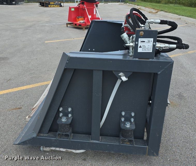 image for item DS4776 2024 Raytree RMVB72 skid steer vibrating bucket