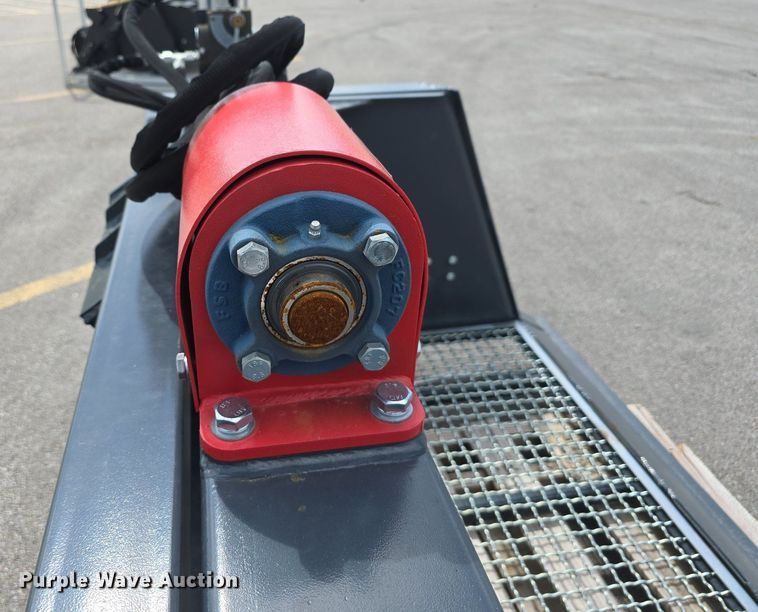 image for item DS4776 2024 Raytree RMVB72 skid steer vibrating bucket