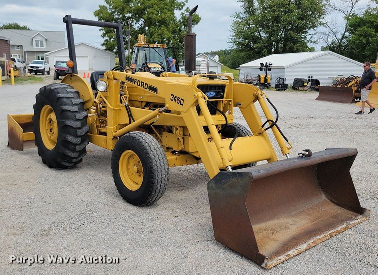 image for item DW2252 1987 Ford 345D landscape tractor