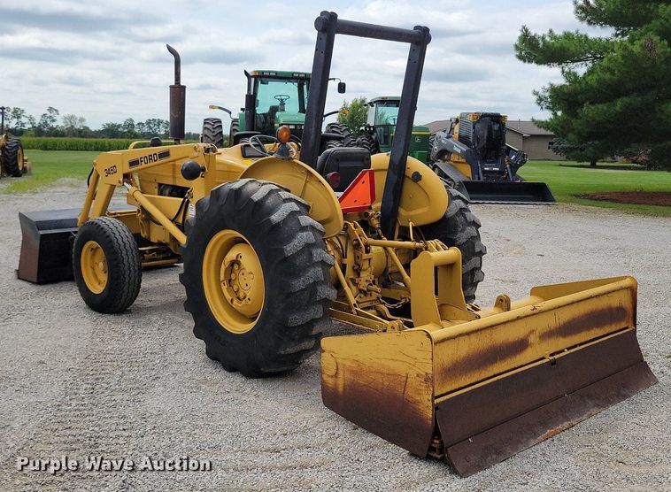 image for item DW2252 1987 Ford 345D landscape tractor