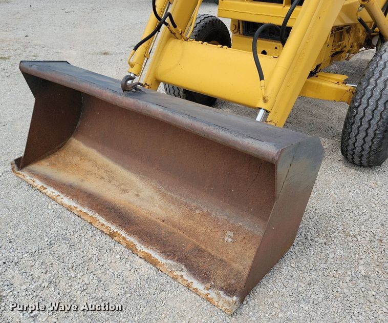 image for item DW2252 1987 Ford 345D landscape tractor