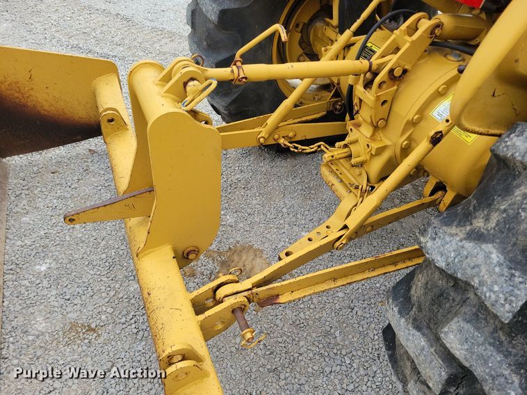 image for item DW2252 1987 Ford 345D landscape tractor