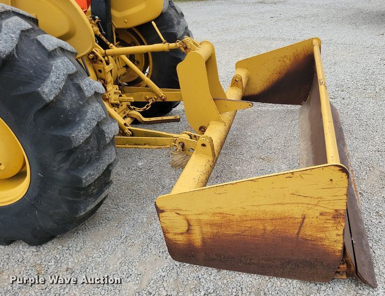 image for item DW2252 1987 Ford 345D landscape tractor